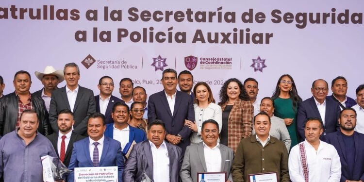 Pepe Cinto refuerza la seguridad de Juan C. Bonilla con nueva entrega de equipo