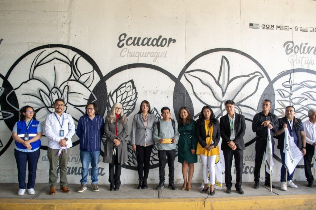 Se Inaugura Mural "Todas las flores son bienvenidas" en San Miguel Xoxtla