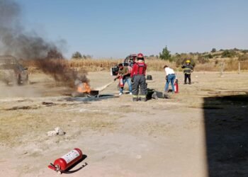 Protección Civil Municipal de Chiautzingo recibe capacitación sobre Incendios Urbanos