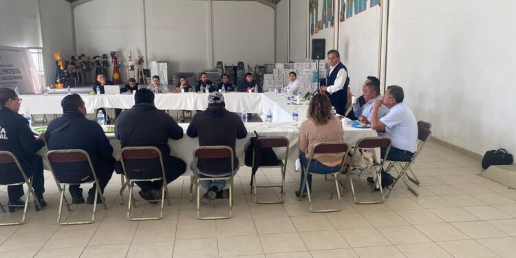 Mesa de trabajo para la paz fortalece seguridad en Calpan