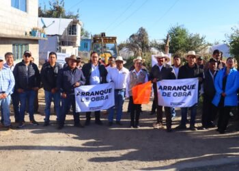 Inicia obra de pavimentación en San Juan Tetla