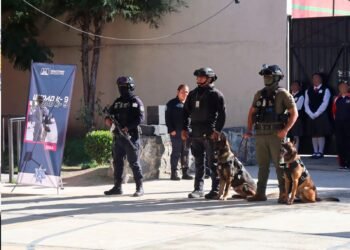 Demostración Canina K9 en la Secundaria Emperador Cuauhtémoc de Chiautzingo