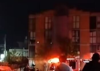 Incendio en edificio de Cuautlancingo deja solo daños materiales