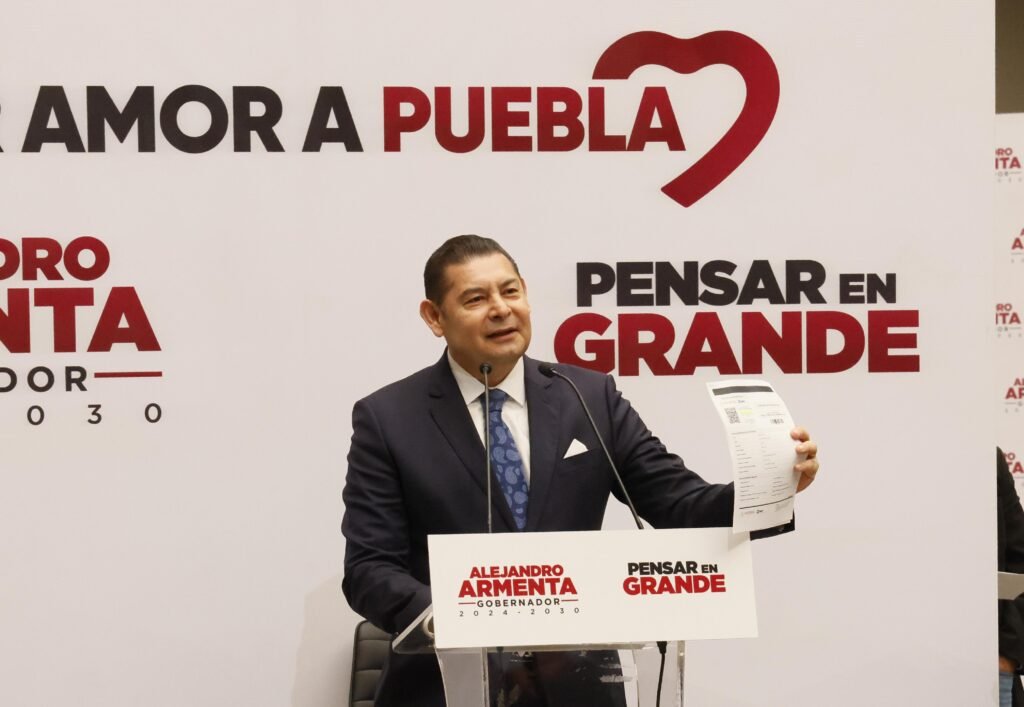 Armenta presenta su declaración patrimonial y destaca transparencia en transición