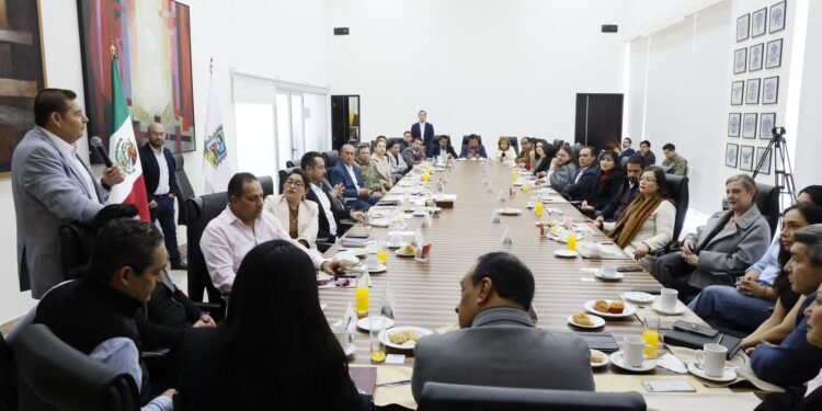 Gobernador Alejandro Armenta Presenta Planes de Desarrollo ante Diputados Federales Poblanos