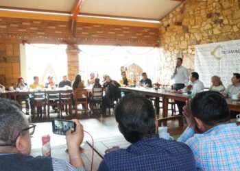 Reconocen labor de medios de comunicación en Tecamachalco