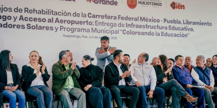 Vicente Sánchez se une a Armenta para dar inicio a obras en Huejotzingo