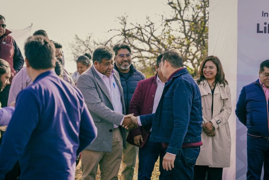 Vicente Sánchez se une a Armenta para dar inicio a obras en Huejotzingo