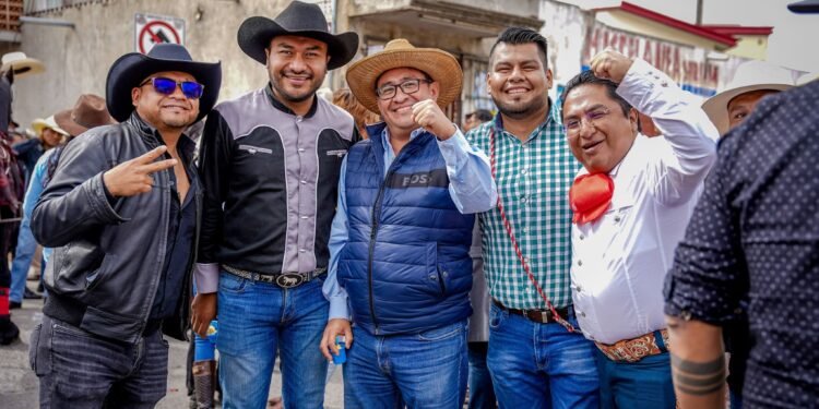 Pepe Cinto asiste al inicio del Carnaval de Huejotzingo 2025