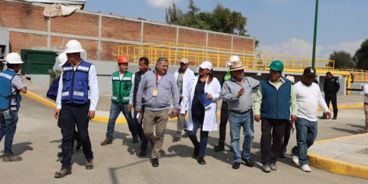 Supervisan avances en la rehabilitación de la planta tratadora de aguas residuales en Domingo Arenas