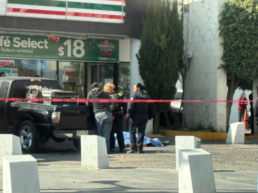 Hombre muere por paro cardíaco en Puebla Capital