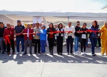 Tonantzin Fernández inaugura Feria de la Rosca 2025 en San Pedro Cholula