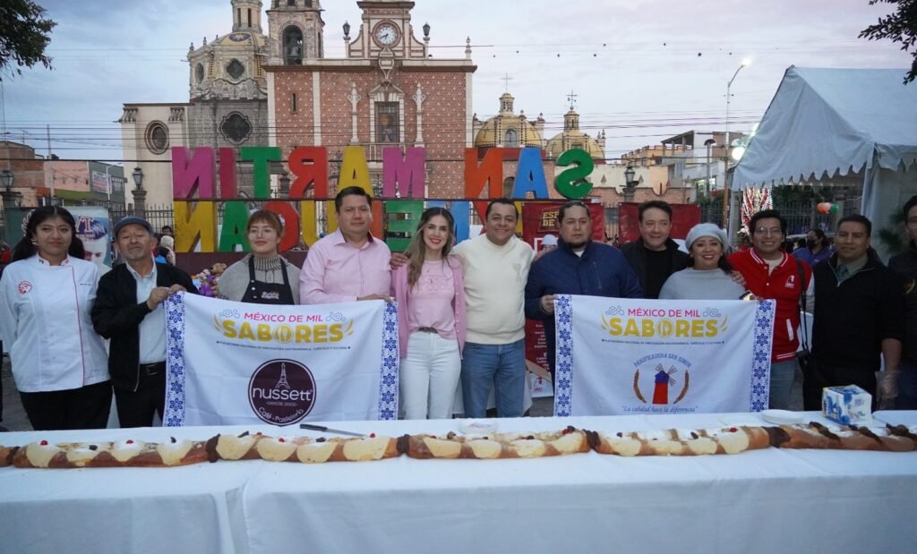 Celebran Día de Reyes con sorpresas para niñas y niños en Texmelucan