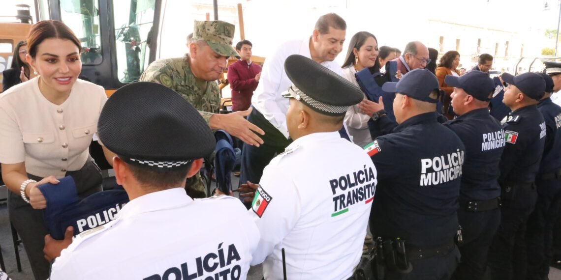 Alejandro Armenta refuerza infraestructura y bienestar en San Pedro Cholula