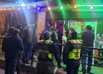 Clausuran bares y realizan operativo alcoholímetro en Cuautlancingo