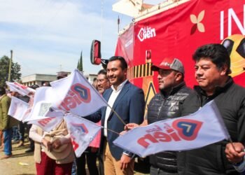Huejotzingo hace reencarpetamiento de carretera Xalmimilulco-Capultitlán