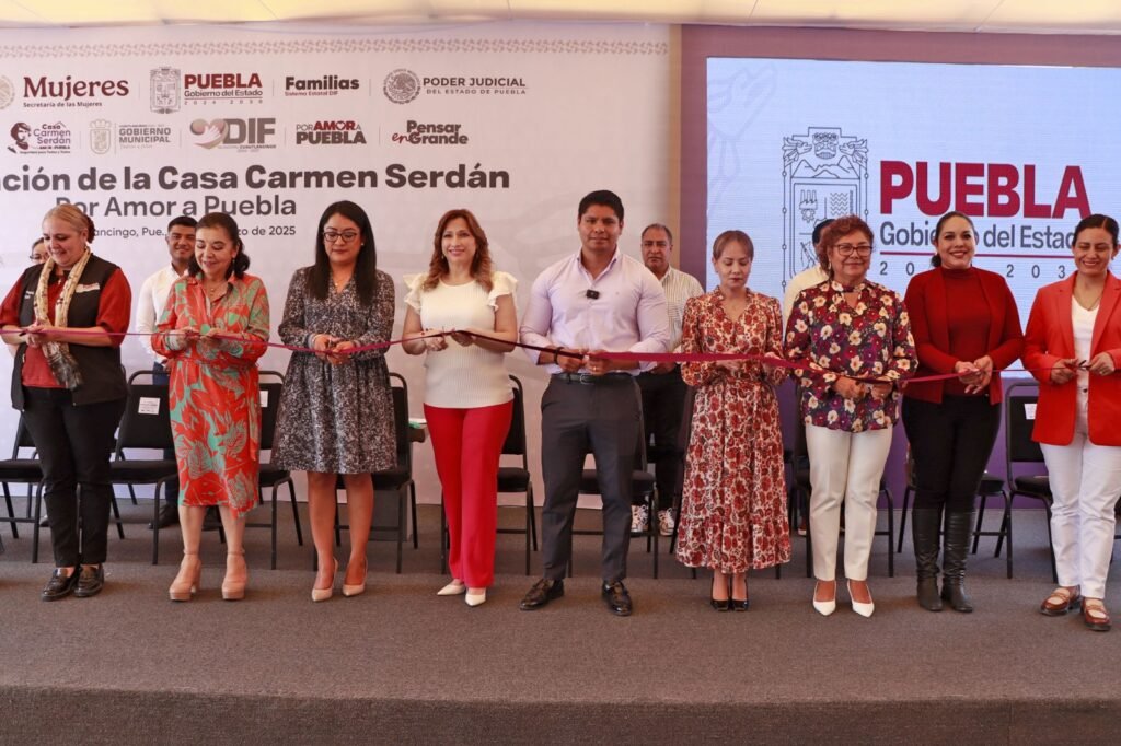 Omar Muñoz inaugura Casa Carmen Serdán en Cuautlancingo