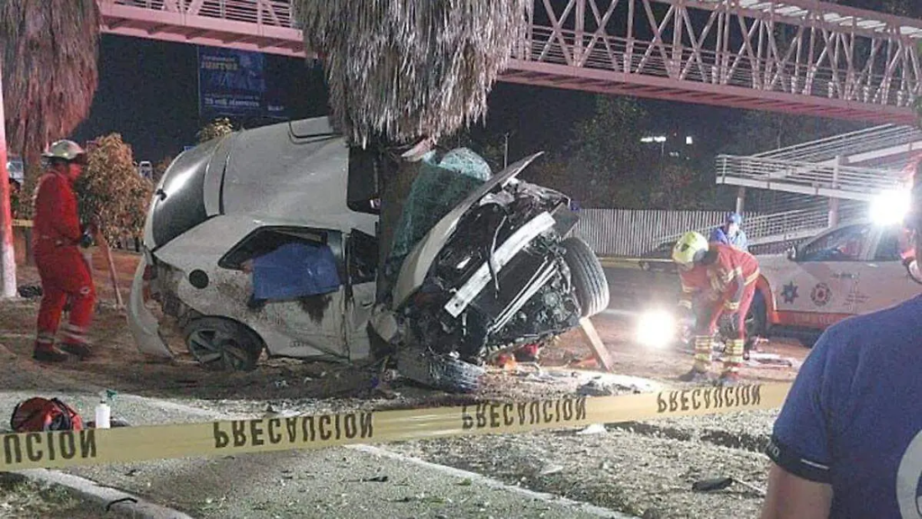 Accidente fatal en la Vía Atlixcáyotl deja una víctima mortal y un herido grave