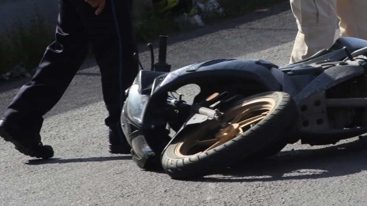 Cable colgante provoca muerte de motociclista en Izúcar de Matamoros