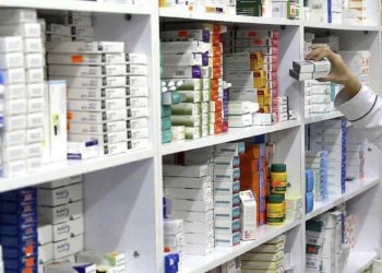 ISSSTEP alcanza 70% de abasto de medicamentos tras cambio de proveedor