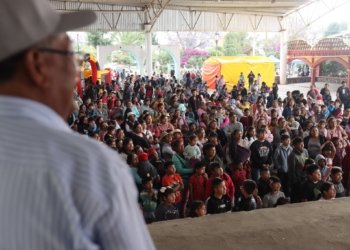 Más de 3 mil niñas y niños celebran su día en Domingo Arenas