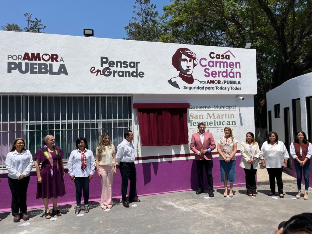 Alejandro Armenta entrega apoyos alimentarios y de infraestructura en Tlahuapan