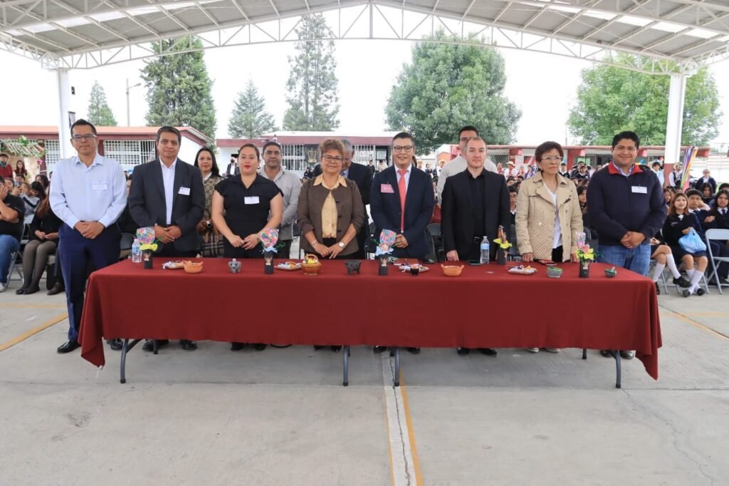 Cuautlancingo celebra 30 años del Bachillerato Josefa Ortiz de Domínguez