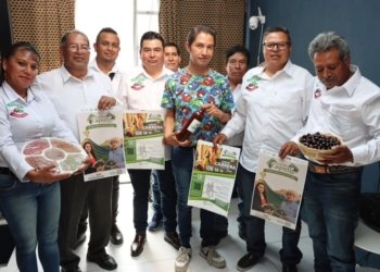 Huejotzingo Radio impulsan la 5ª Feria del Capulín en Domingo Arenas
