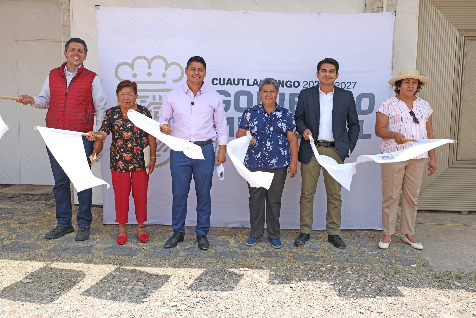 Inicia obra de pavimentación en Cuautlancingo