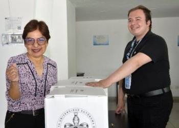 La Rectora Lilia Cedillo emitió su voto para la elección del nuevo Consejo Universitario