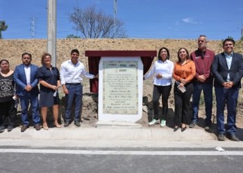 Omar Muñoz inaugura nuevo carril de desaceleración en Periférico Ecológico