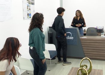 Acerca Dirección de Administración Escolar sus servicios a CU2