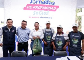Acerca Lupita Cuautle servicios y atención directa a Lázaro Cárdenas