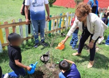 Con jornadas de reforestación SMDIF Cuautlancingo conmemora el Día Mundial del Medio Ambiente