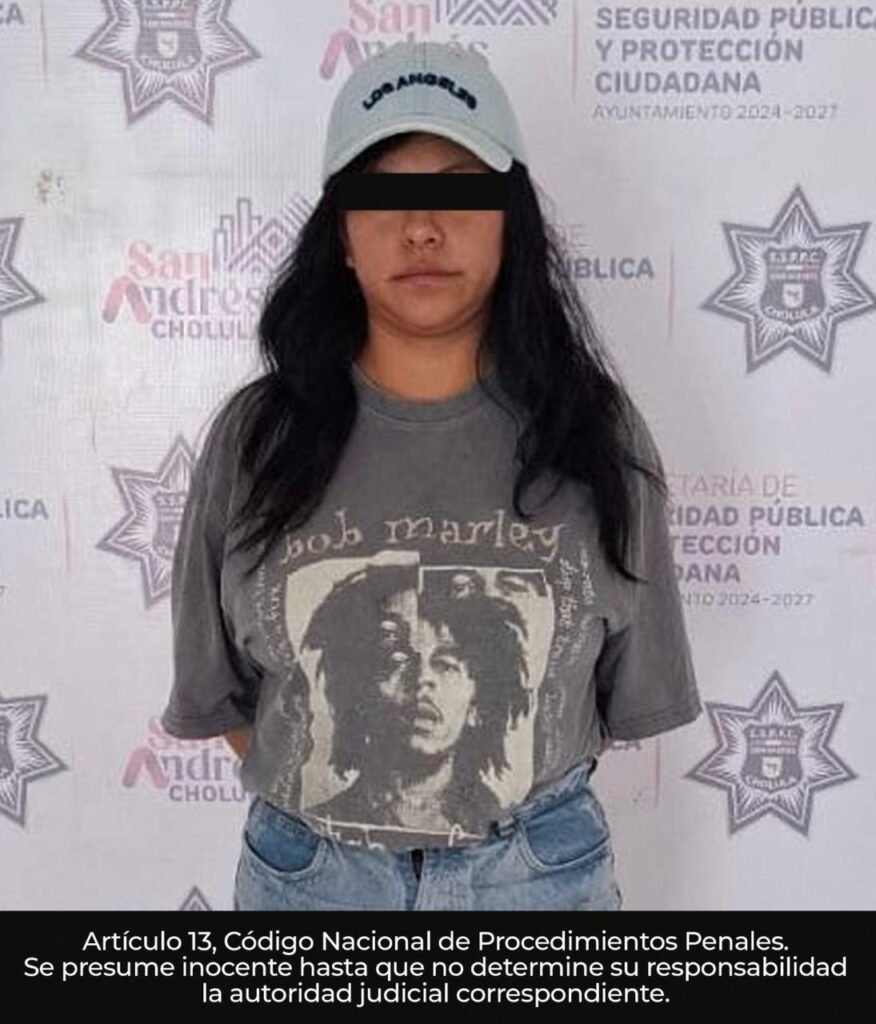 Detienen a mujer por presunto robo a comercio en San Andrés Cholula