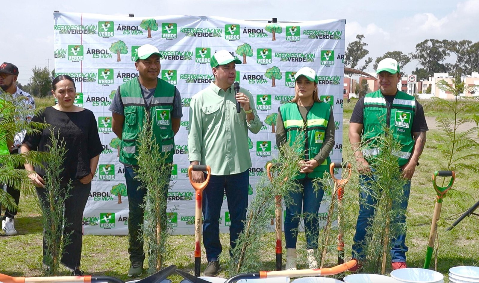 Inicia campaña “Reforestación Verde” en Huejotzingo con más de 300 árboles plantados