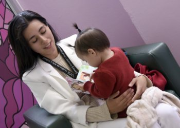 La BUAP promueve el derecho a la lactancia materna