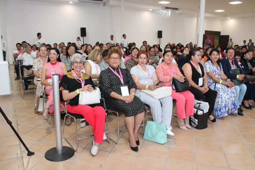 Tere Alfaro refuerza alianzas y estrategias en favor de grupos vulnerables durante Encuentro Estatal del DIF