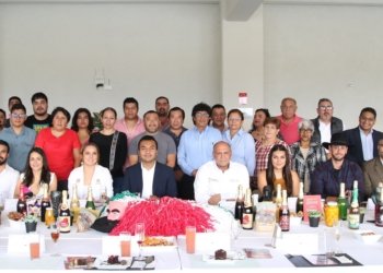 Impulsa Puebla certificación y protección geográfica de la sidra de Huejotzingo