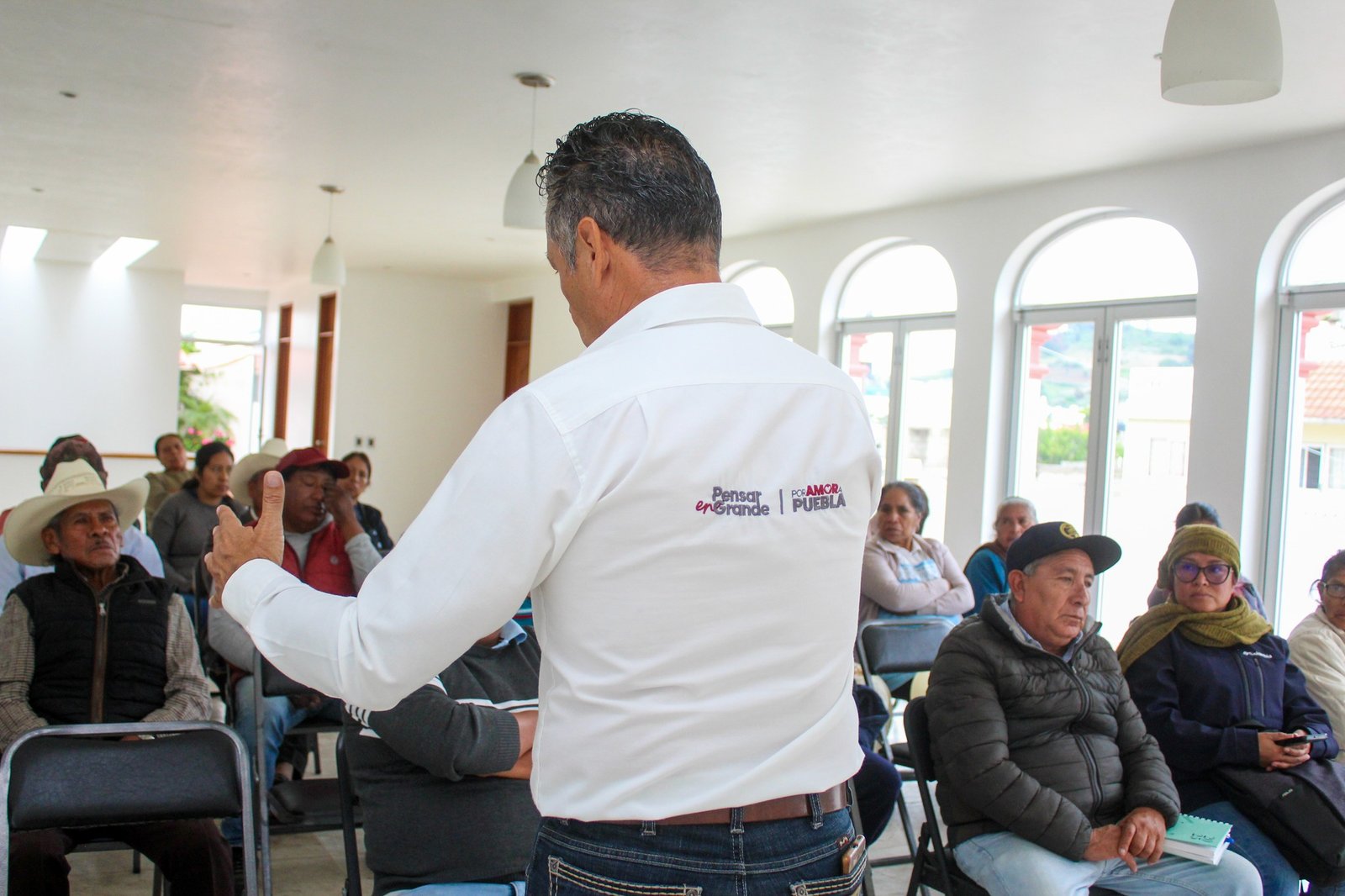 Nealtican realiza programa de maquinaria para productores