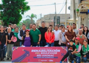 Roberto Solís inaugura la rehabilitación del Boulevard Río Xochiac