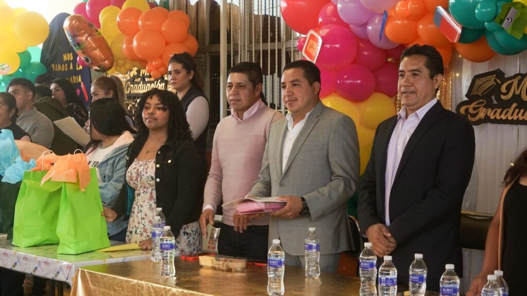 AyúdanosaAyudar apadrina generación 2025 del preescolar Américas Unidas