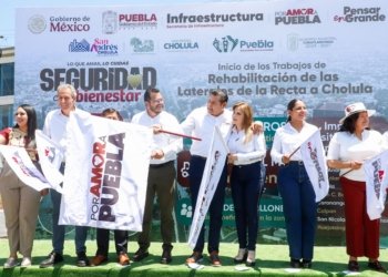 Gobierno de Armenta impulsa seguridad y bienestar con rehabilitación de laterales en Recta a Cholula
