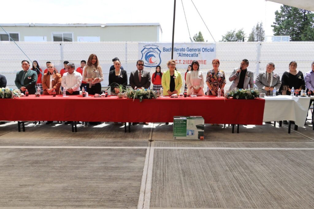 La educación es la base del bienestar para Cuautlancingo: Tere Alfaro