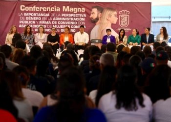 Recibe Omar Muñoz reconocimiento de asociaciones civiles por su compromiso contra la violencia de género