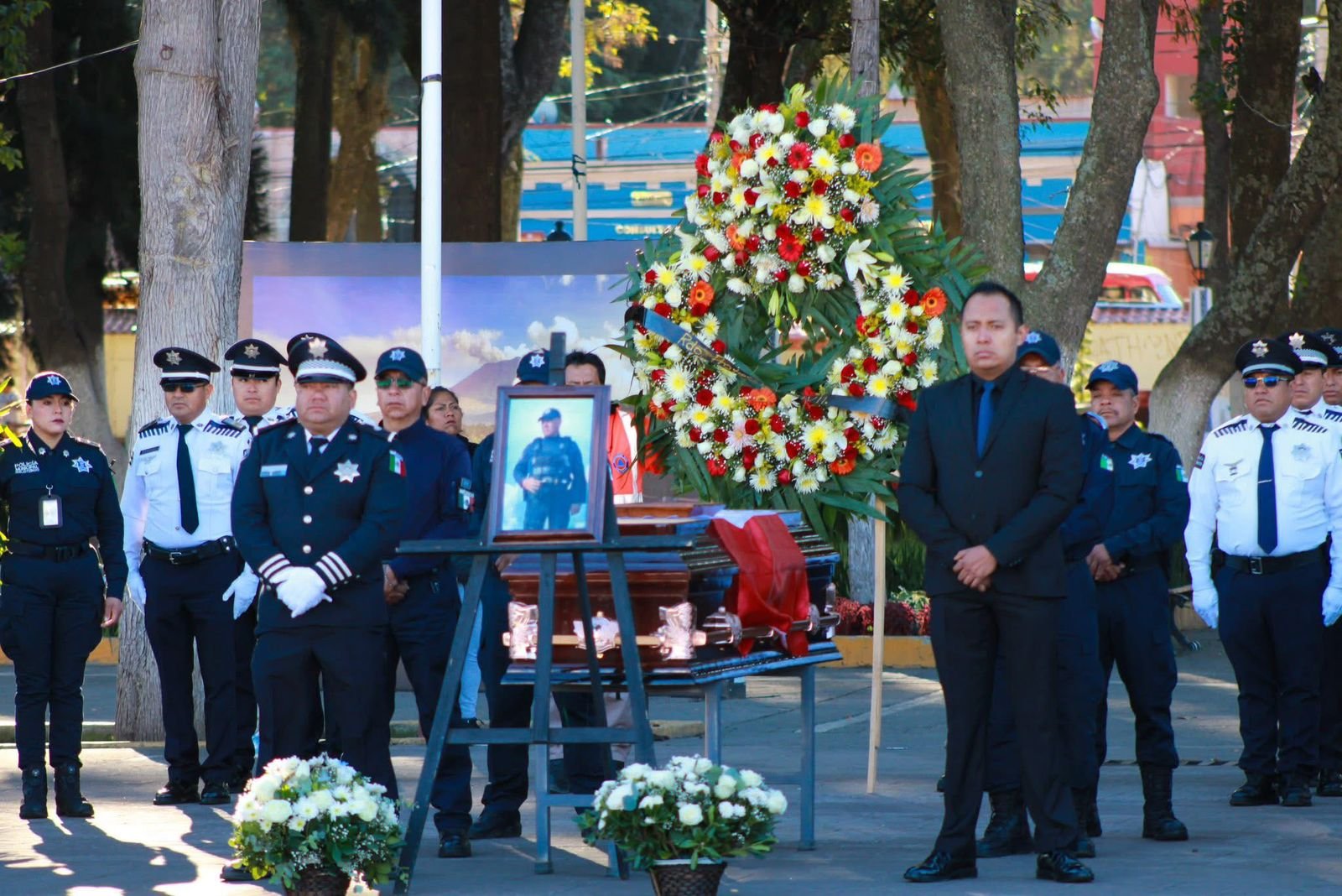 Rinden homenaje póstumo a Carlos Jorge Néstor Hernández
