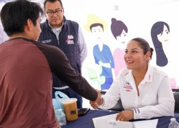 Lupita Cuautle realiza jornada de servicios en Tlaxcalancingo