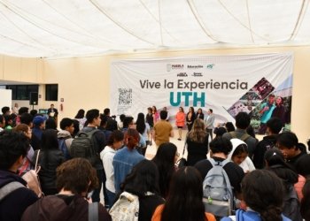 UTH realiza Feria del Empleo y Foro Empresarial