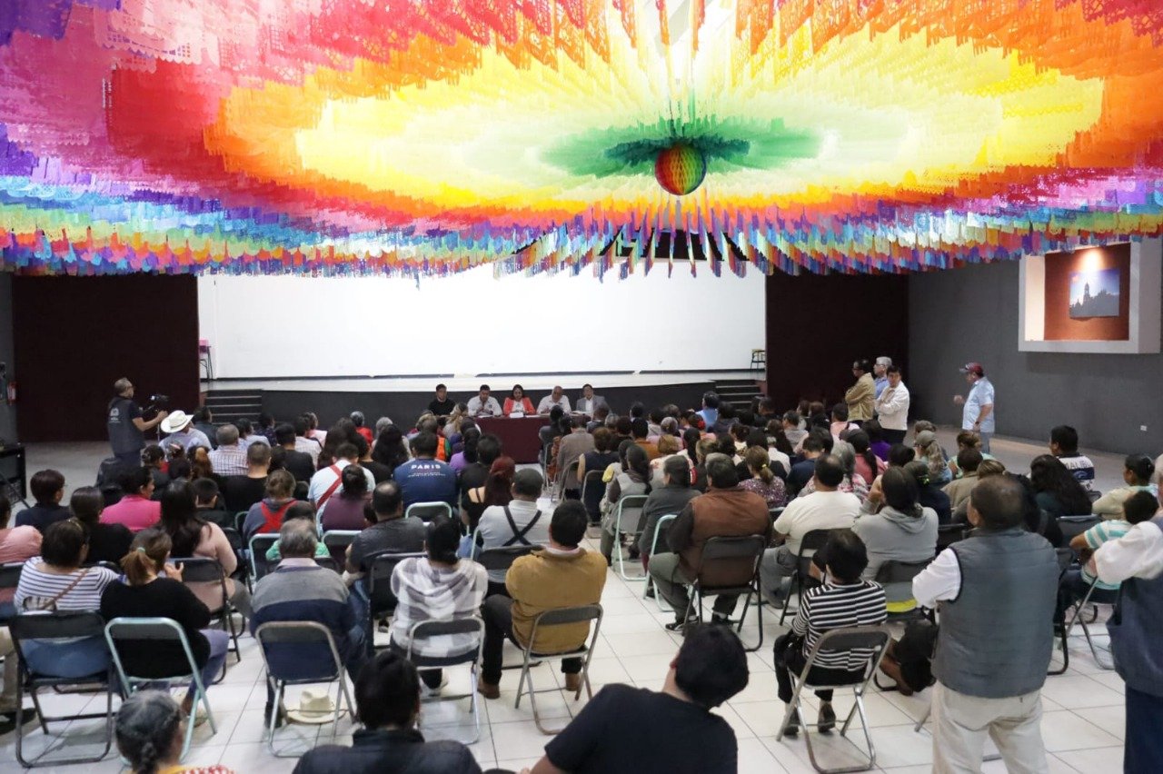 Realiza Gobierno de Tonantzin Fernández cuarta mesa de trabajo con comerciantes del Mercado Cosme del Razo