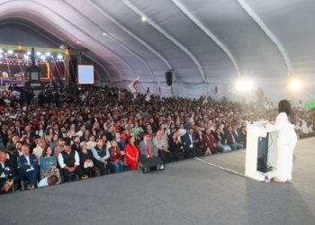Con el respaldo de miles de cholultecas, rinde Tonantzin Fernández su primer Informe de Gobierno de compromisos cumplidos